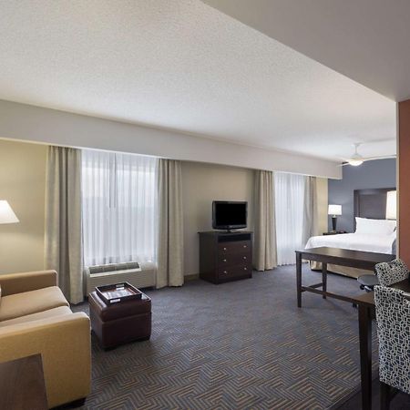 โฮมวูด สวีท บายฮิลตัน หลุยส์วิลล์ อีสต์ โฮเต็ล Hotel ภายนอก รูปภาพ