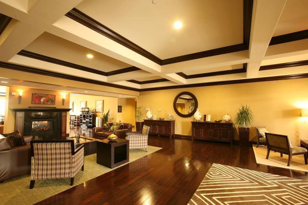 โฮมวูด สวีท บายฮิลตัน หลุยส์วิลล์ อีสต์ โฮเต็ล Hotel ภายนอก รูปภาพ